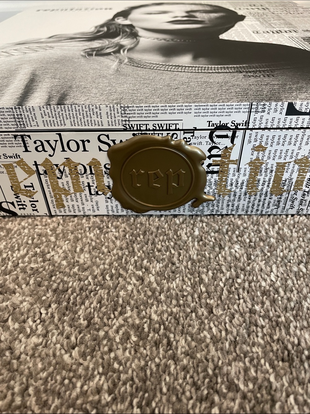 Taylor Swift Reputation - Picture 3 of 11